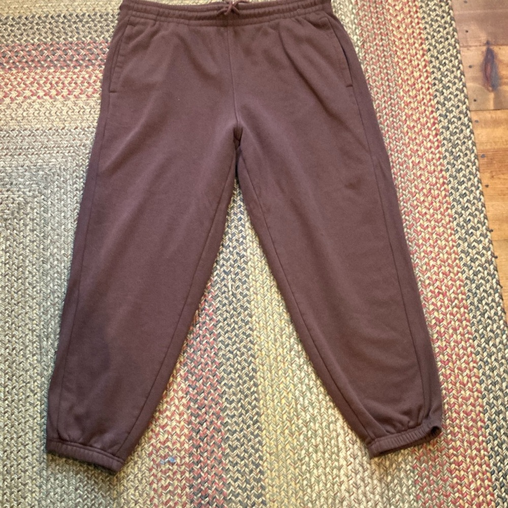 Member’s Mark brown sweatpants XL